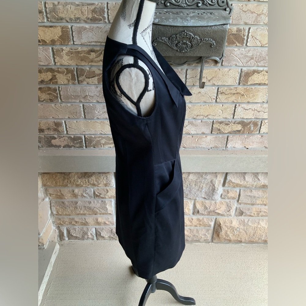 FIYONAS Sleeveless Asymmetrical Neckline Knee Length Dress Women’s Size 10 - Picture 3 of 16